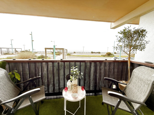 Appartement entièrement rénové face à la mer à St Jean de Monts 