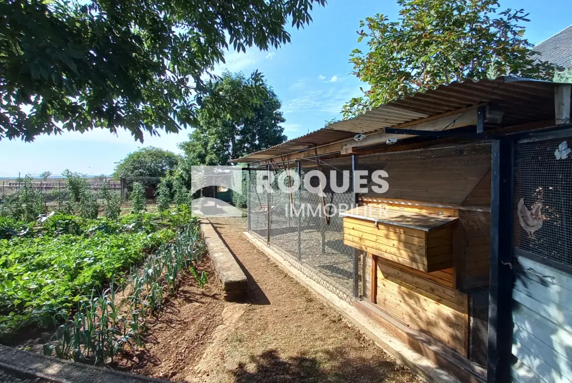 Ensemble immobilier à vendre à Verrières 