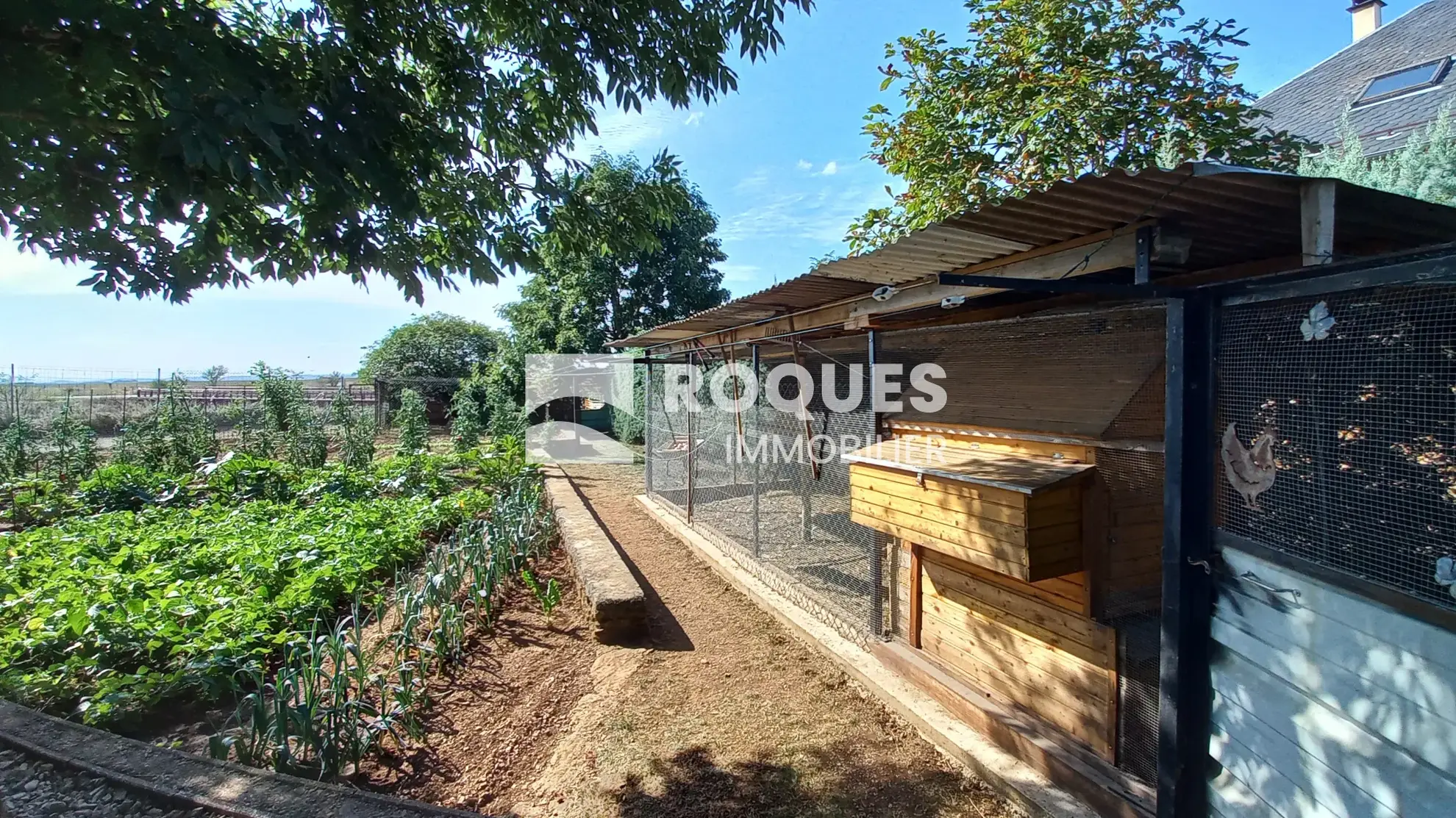 Ensemble immobilier à vendre à Verrières 