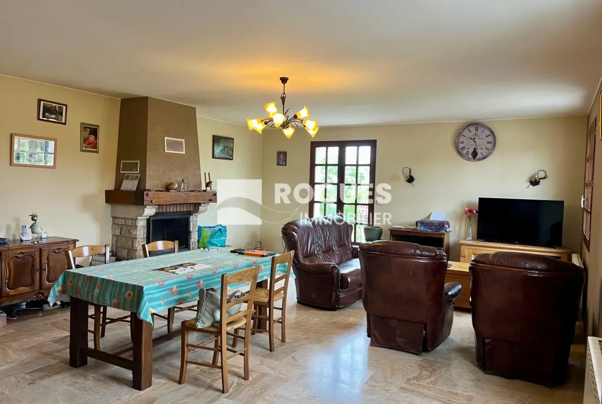 Ensemble immobilier à vendre à Verrières 