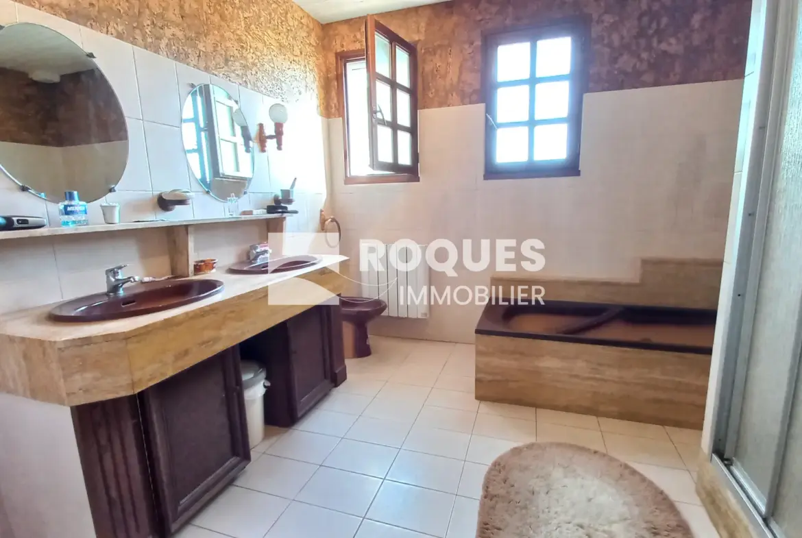 Ensemble immobilier à vendre à Verrières 