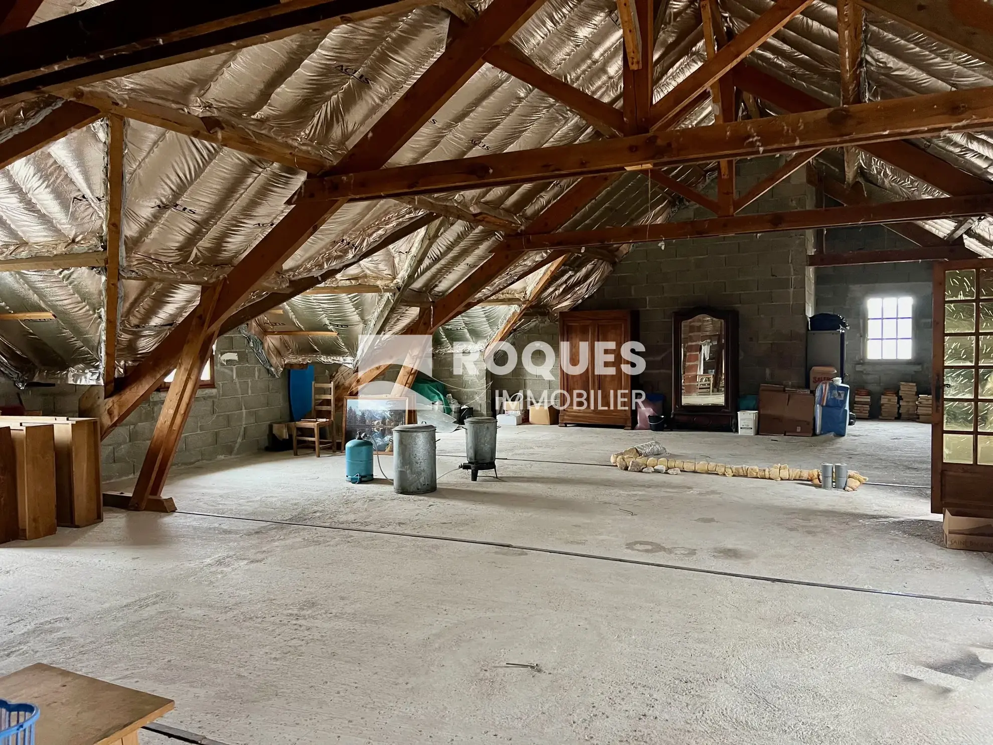 Ensemble immobilier à vendre à Verrières 