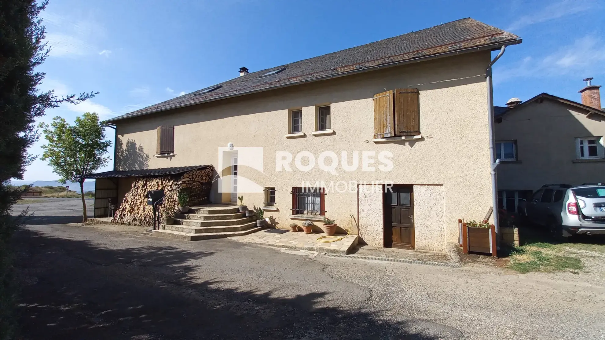 Ensemble immobilier à vendre à Verrières 