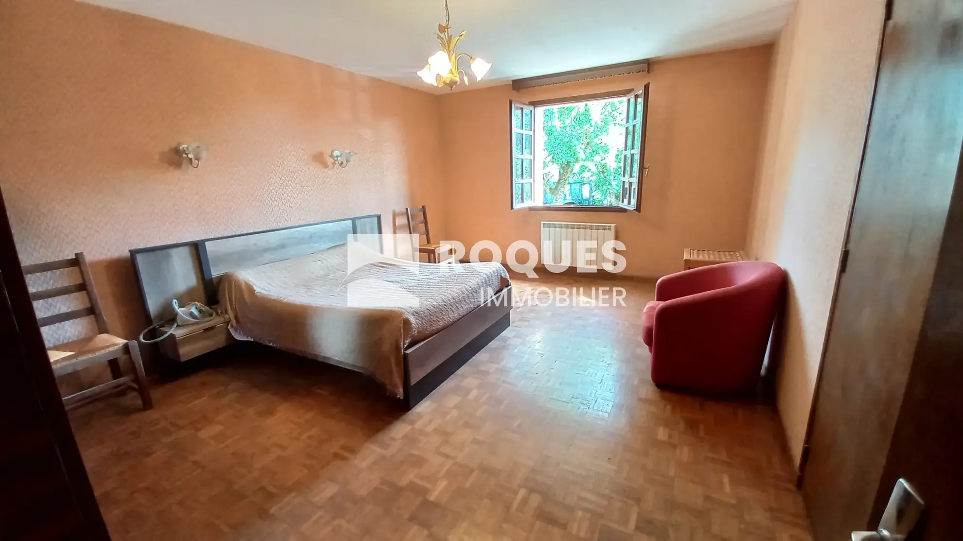 Ensemble immobilier à vendre à Verrières 