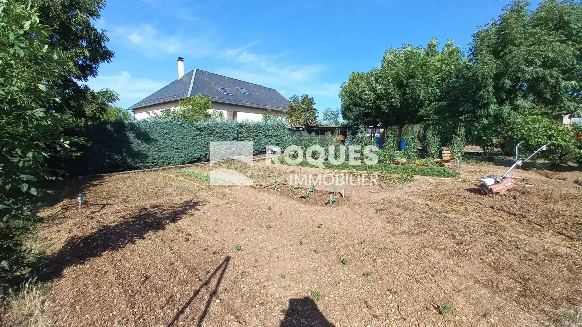 Ensemble immobilier à vendre à Verrières 