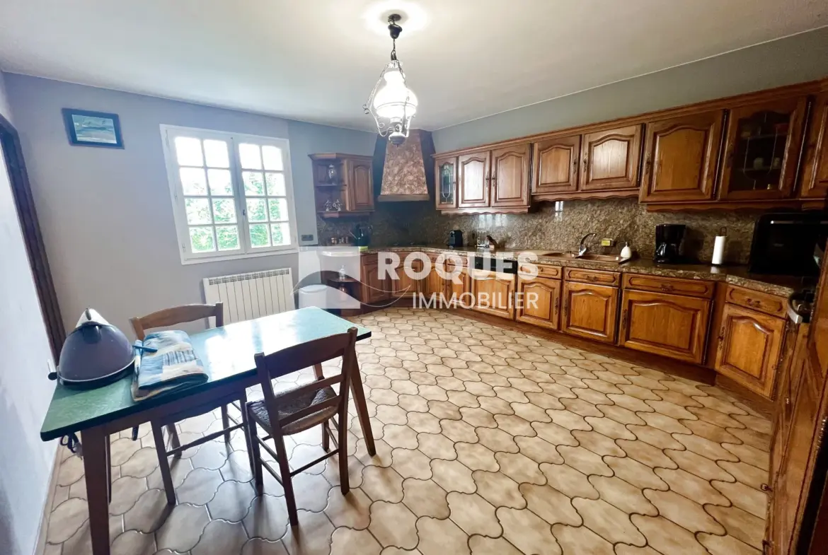 Ensemble immobilier à vendre à Verrières 