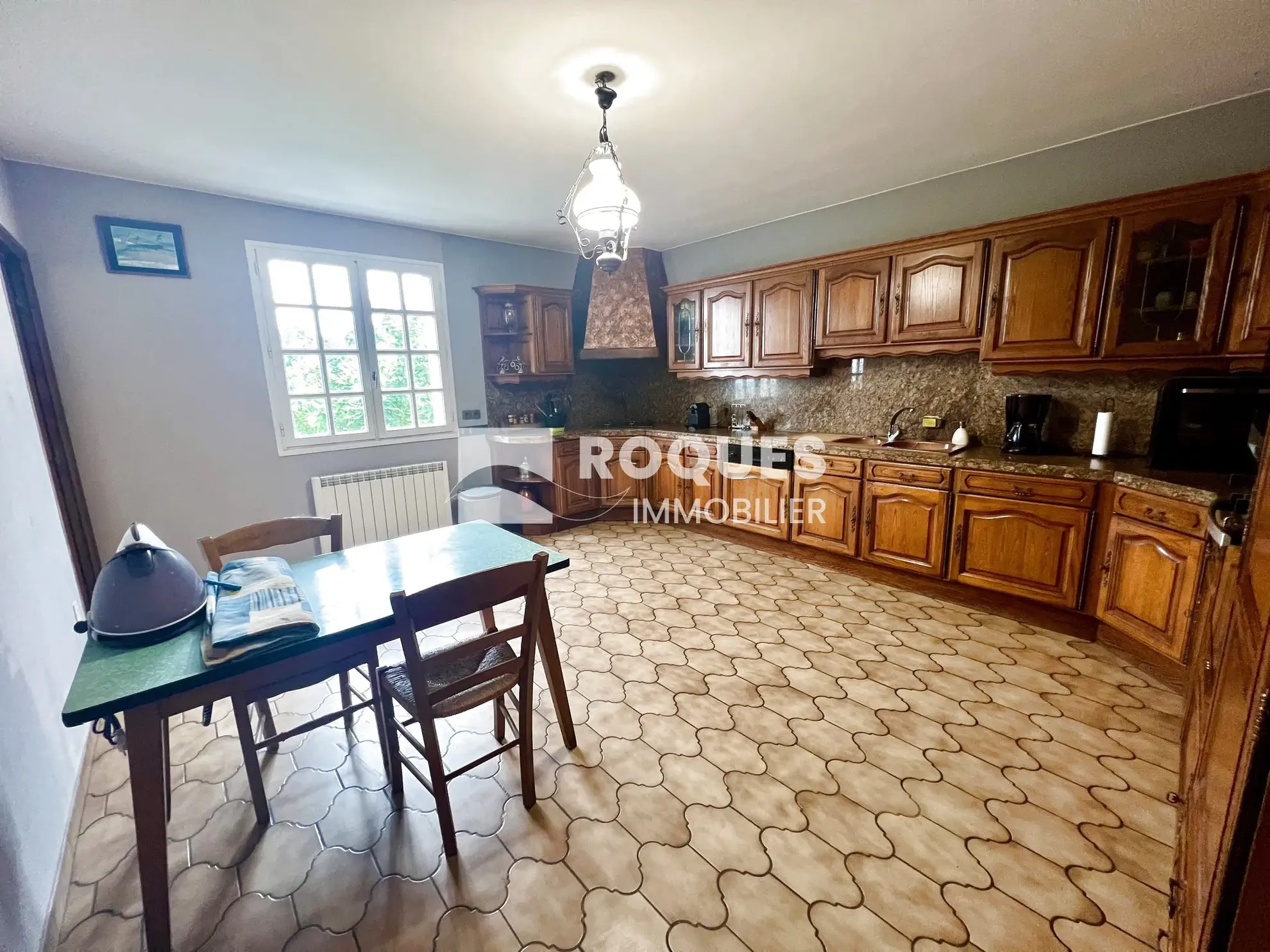 Ensemble immobilier à vendre à Verrières 