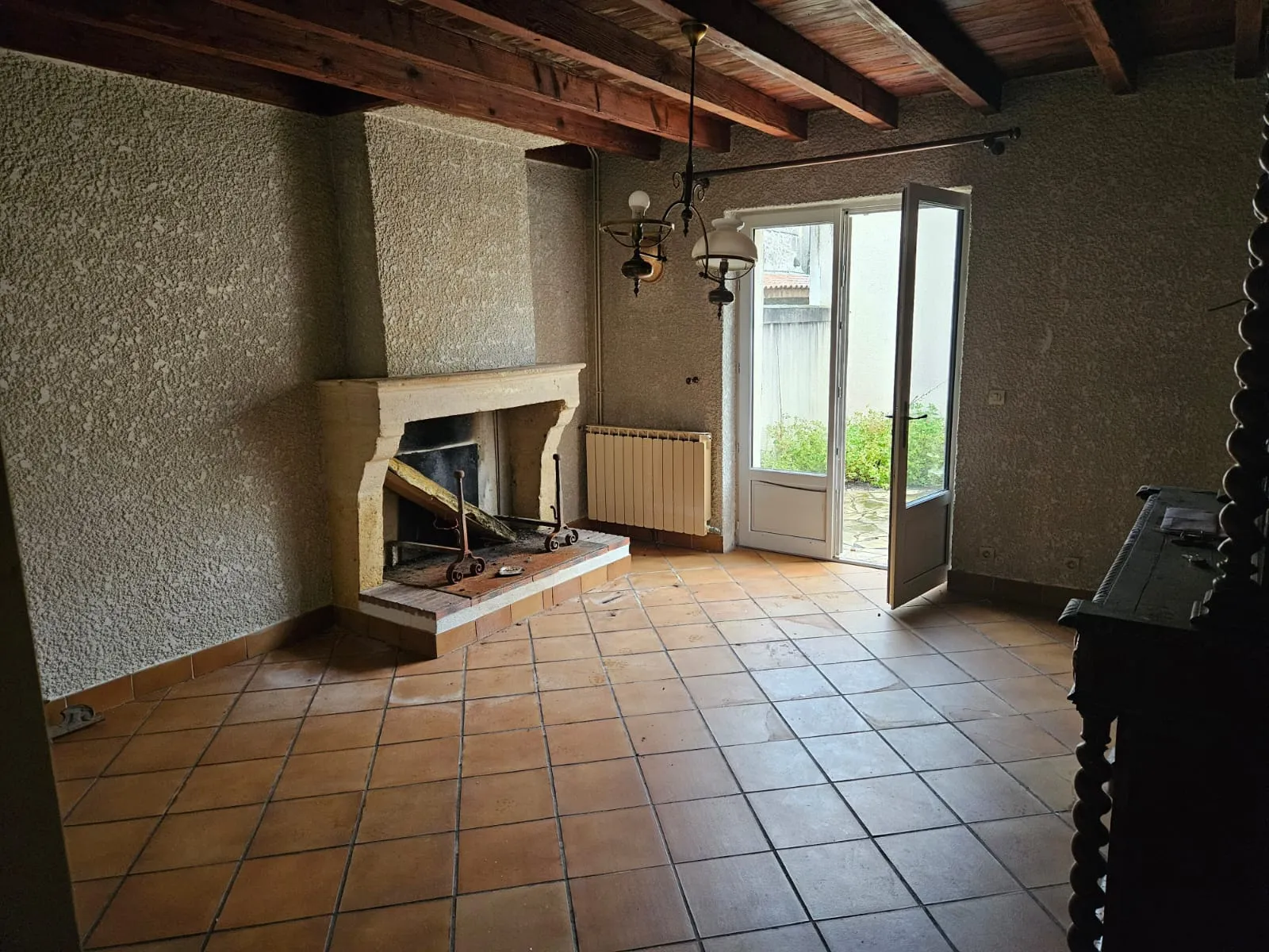 Vente Maison de Bourg 86 m² avec Cave, Cour et Garage à Sauveterre de Guyenne 