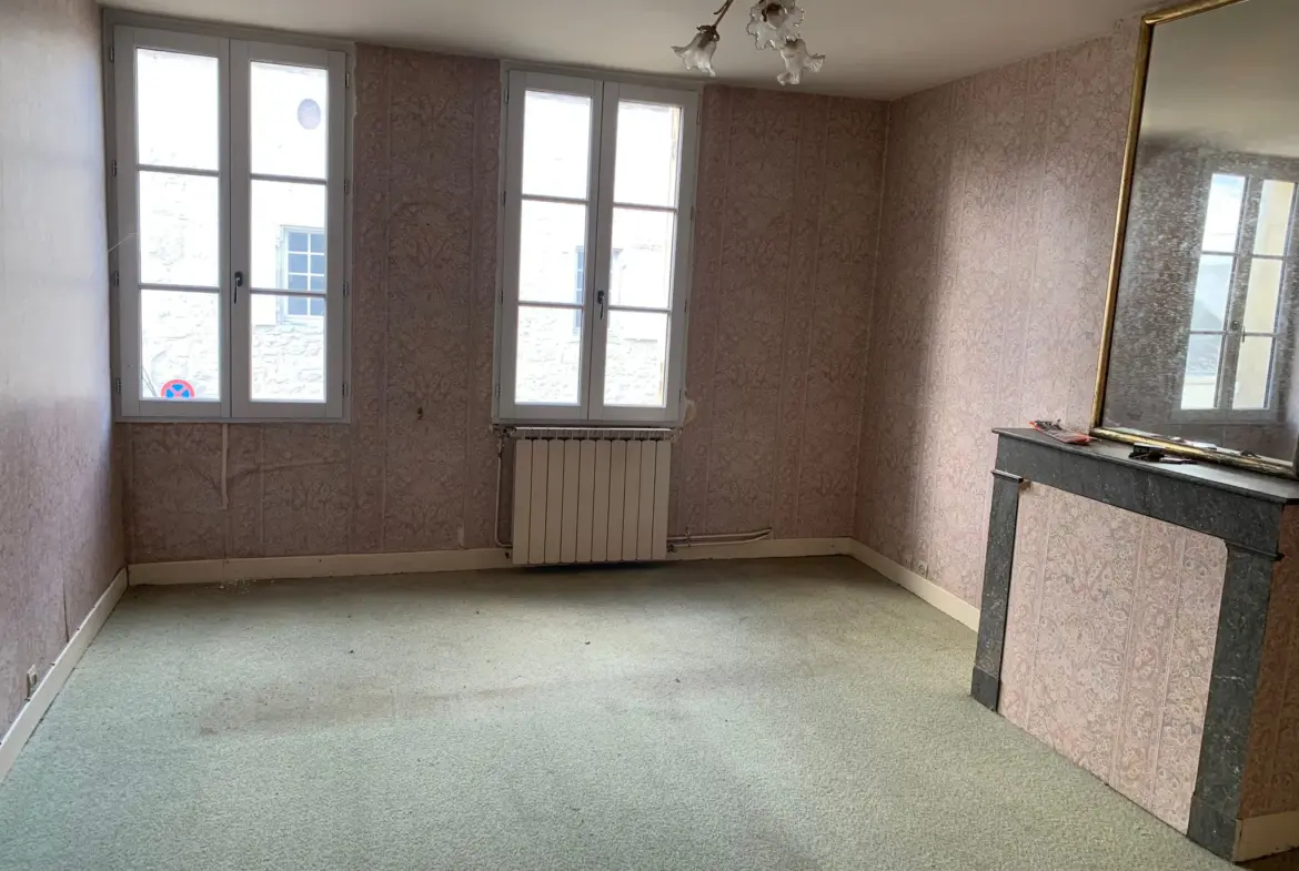 Vente Maison de Bourg 86 m² avec Cave, Cour et Garage à Sauveterre de Guyenne 