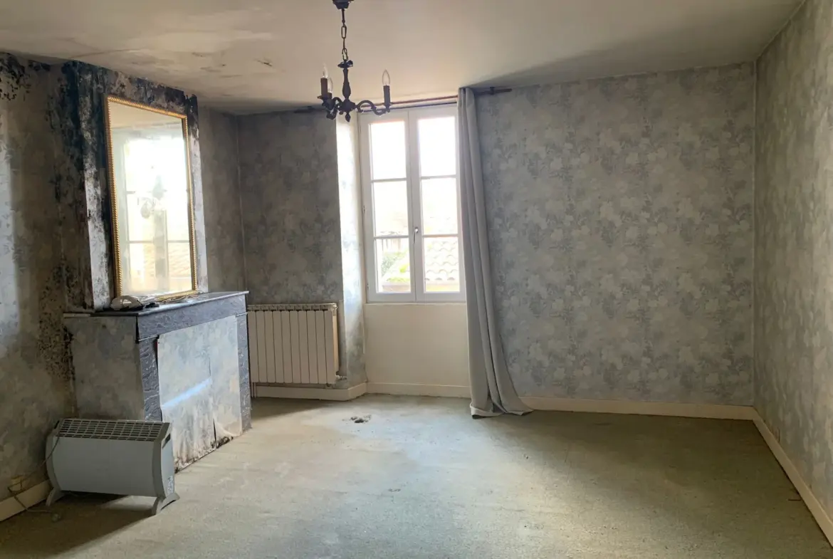 Vente Maison de Bourg 86 m² avec Cave, Cour et Garage à Sauveterre de Guyenne 