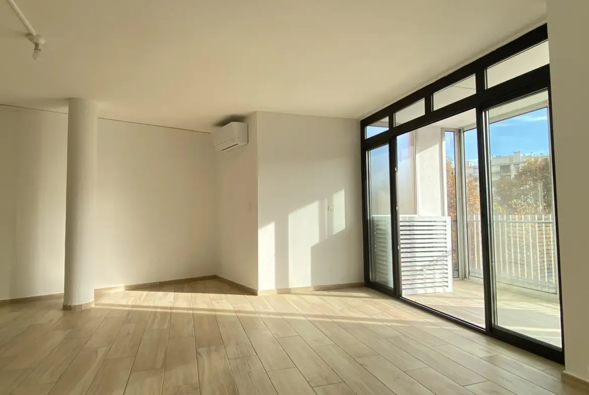 Bel appartement rénové avec vue à Perpignan 