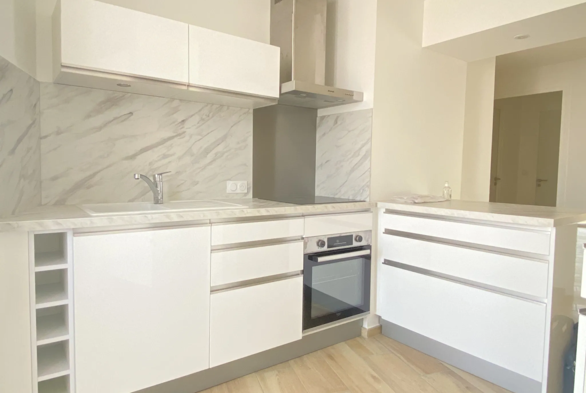 Bel appartement rénové avec vue à Perpignan 