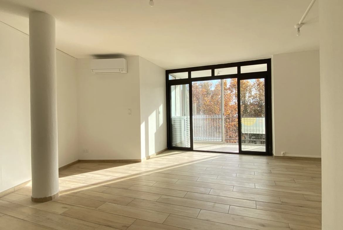 Bel appartement rénové avec vue à Perpignan 