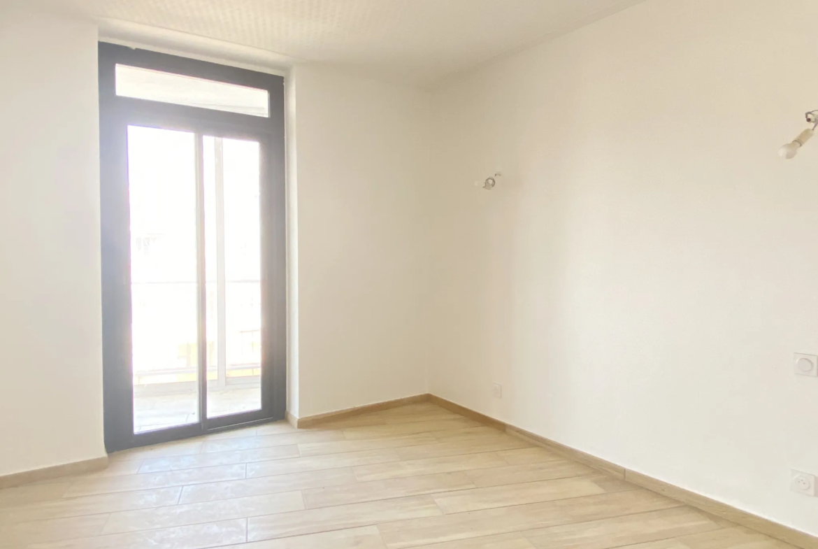 Bel appartement rénové avec vue à Perpignan 