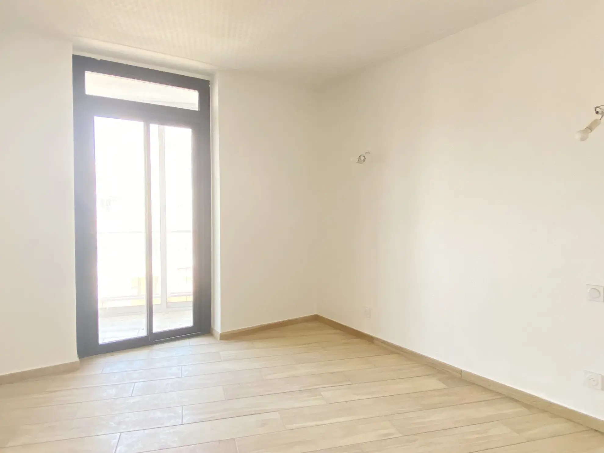 Bel appartement rénové avec vue à Perpignan 