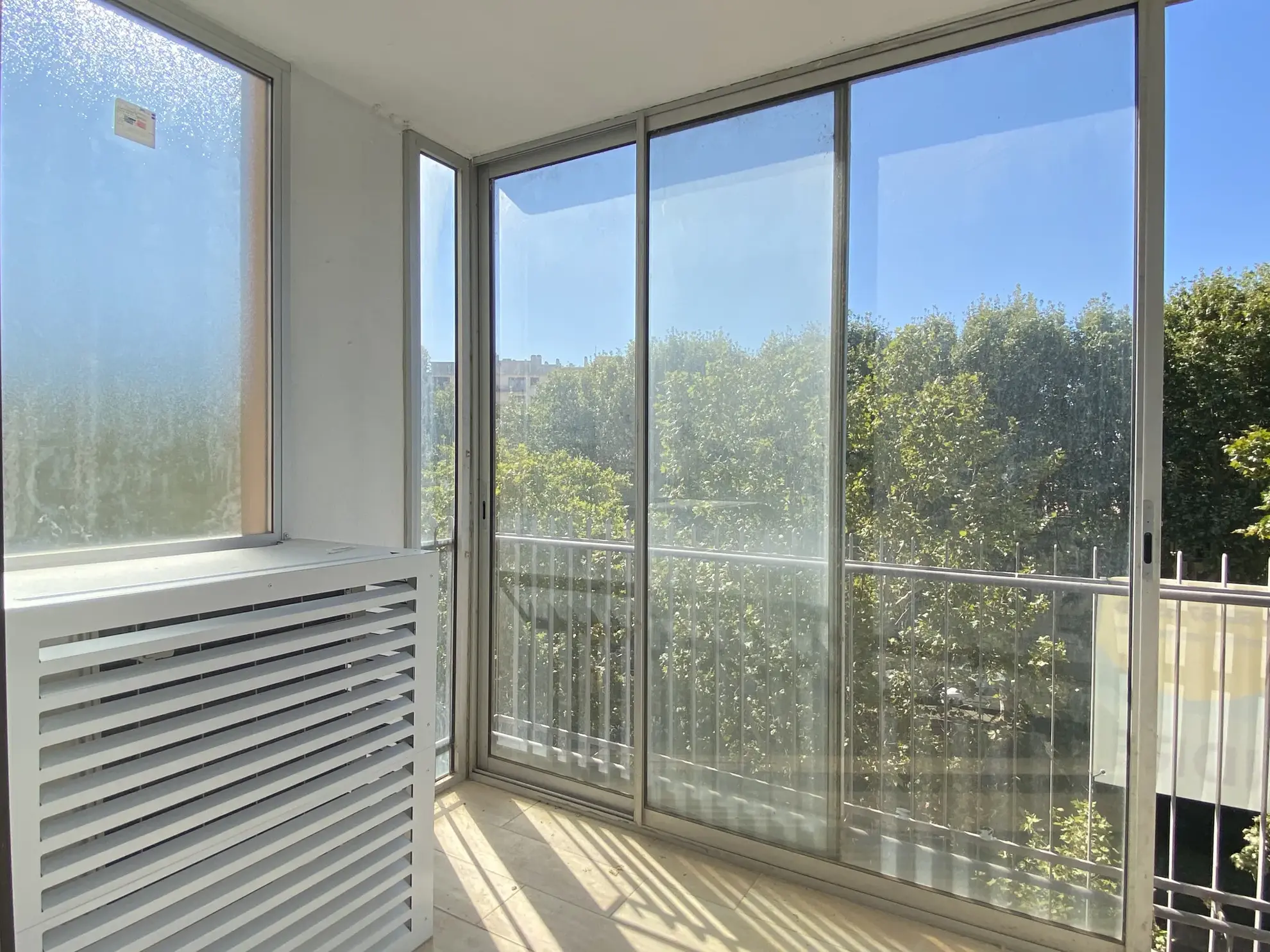 Bel appartement rénové avec vue à Perpignan 