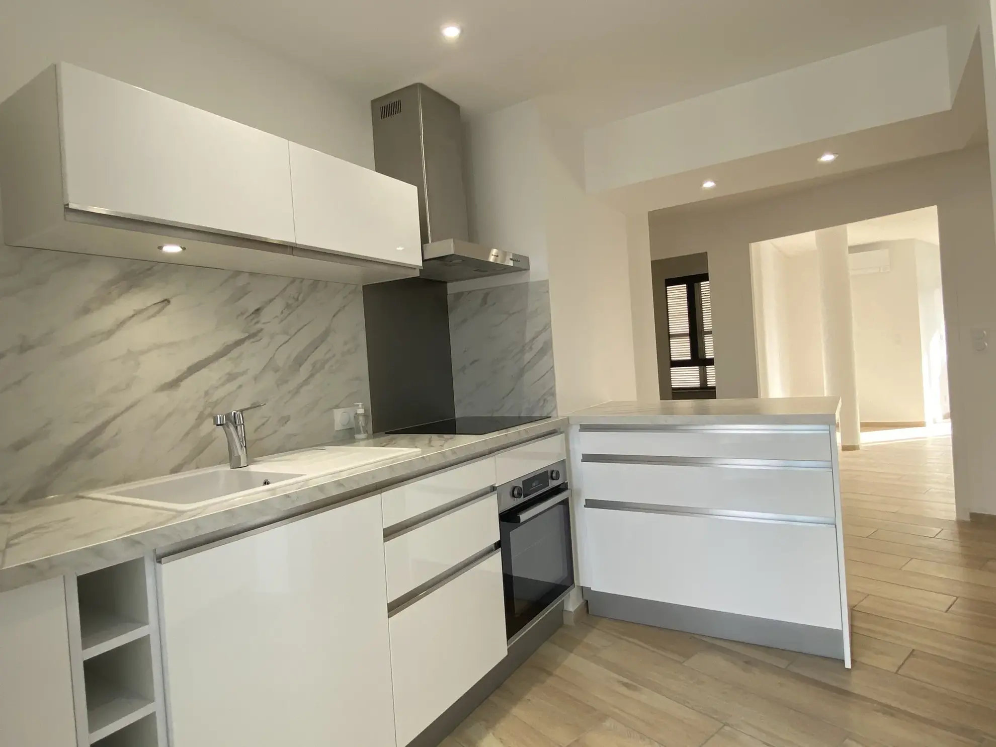 Bel appartement rénové avec vue à Perpignan 
