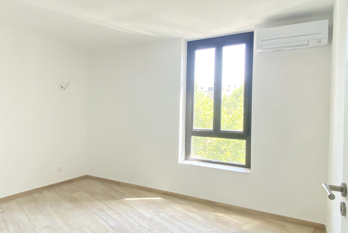 Bel appartement rénové avec vue à Perpignan 