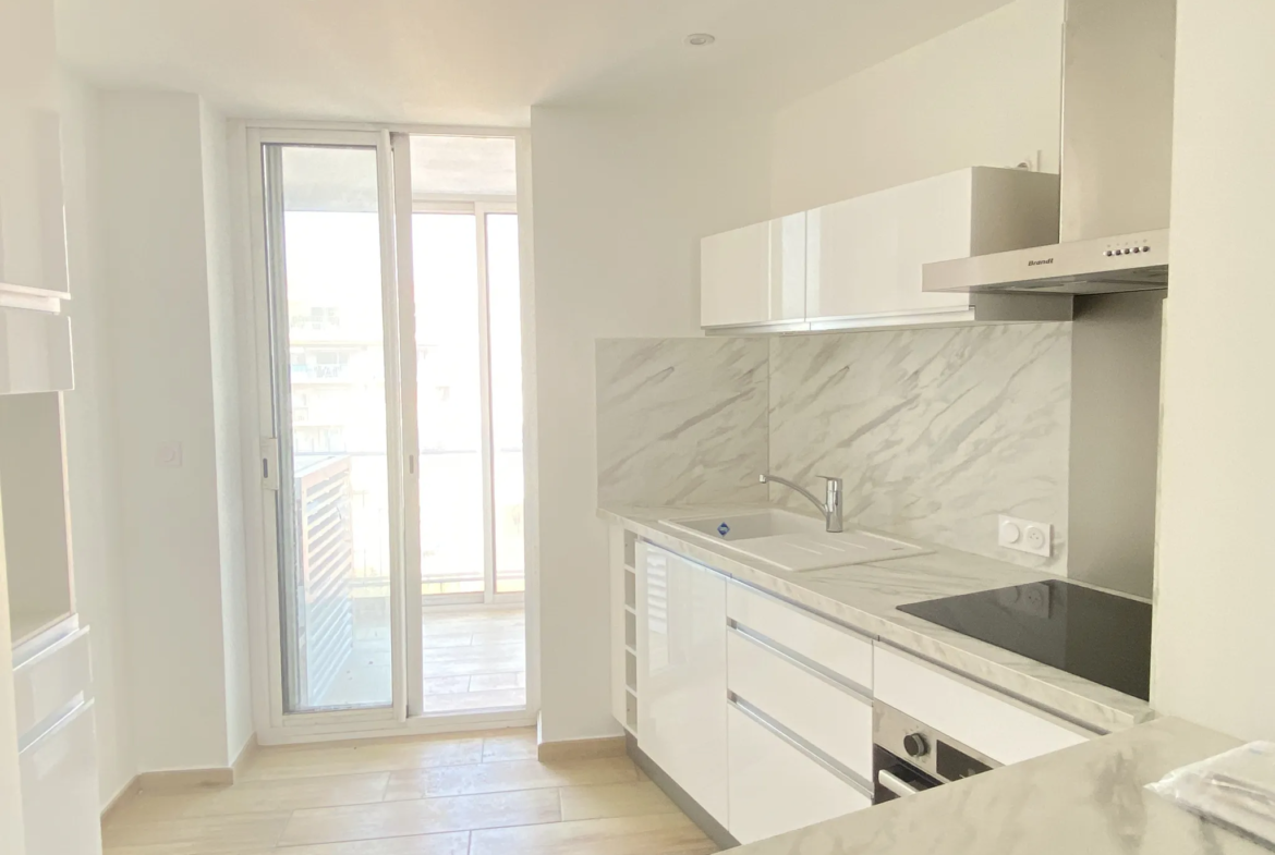 Bel appartement rénové avec vue à Perpignan 