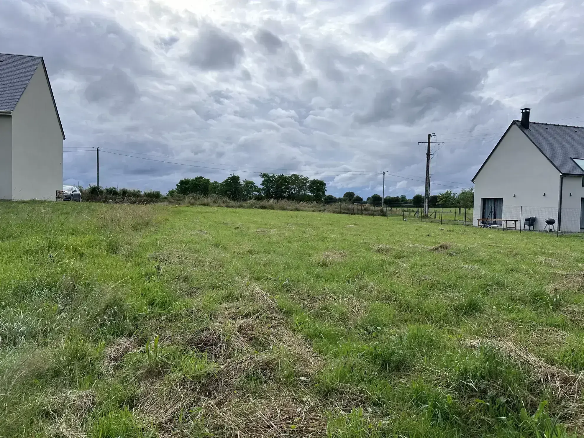 Terrain viabilisé à Le Tourneur - 884 m² 