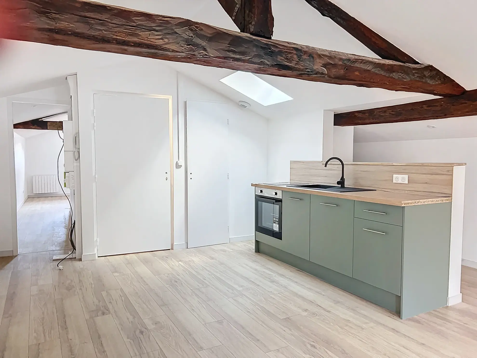 Bel appartement T2 rénové à vendre au centre de Villefranche-sur-Saône 