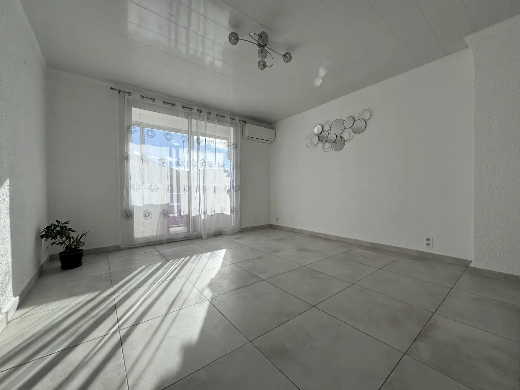 Vente Appartement T4 avec Balcon à Peyrolles-en-Provence 
