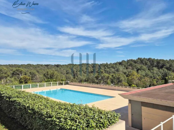 Appartement T2 à La Bouverie avec Terrasse et Piscine 