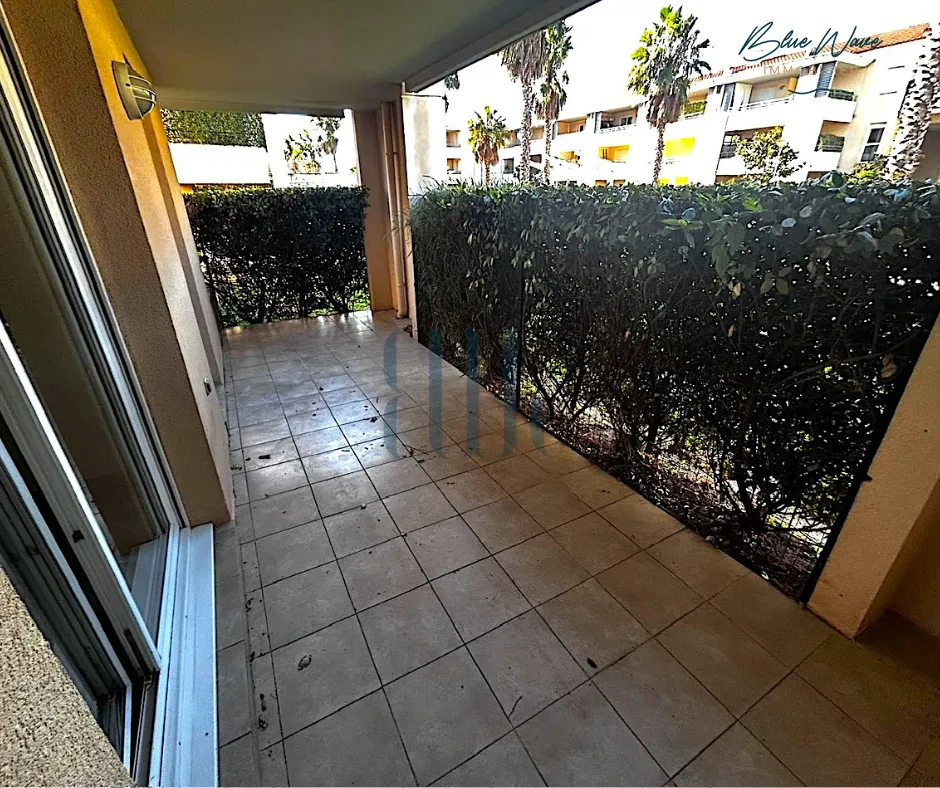 Appartement T2 à La Bouverie avec Terrasse et Piscine 