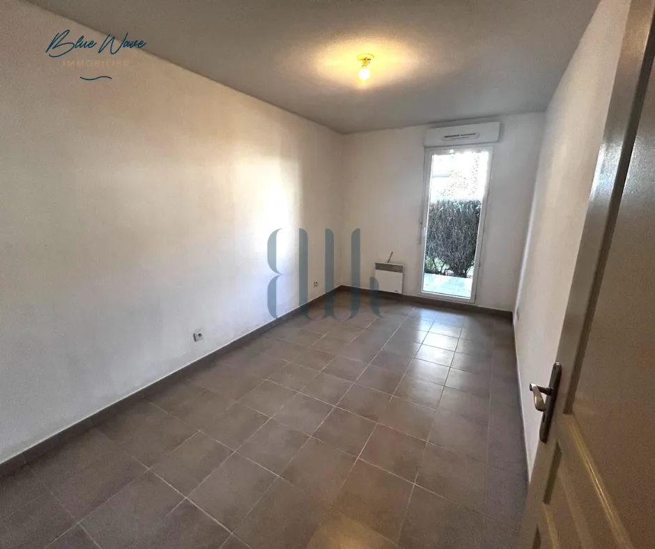 Appartement T2 à La Bouverie avec Terrasse et Piscine 
