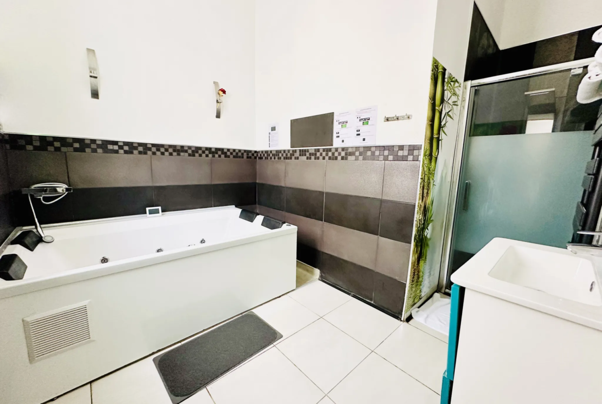Appartement T2 en Duplex Meublé à Lille, Proche de la Grand'Place 