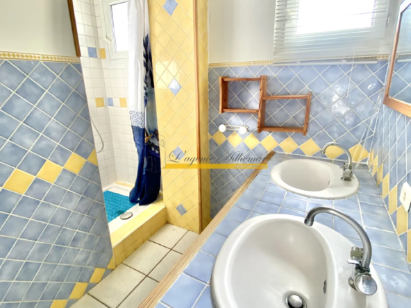 À vendre : T3 rénové à Montélimar avec garage et cave 