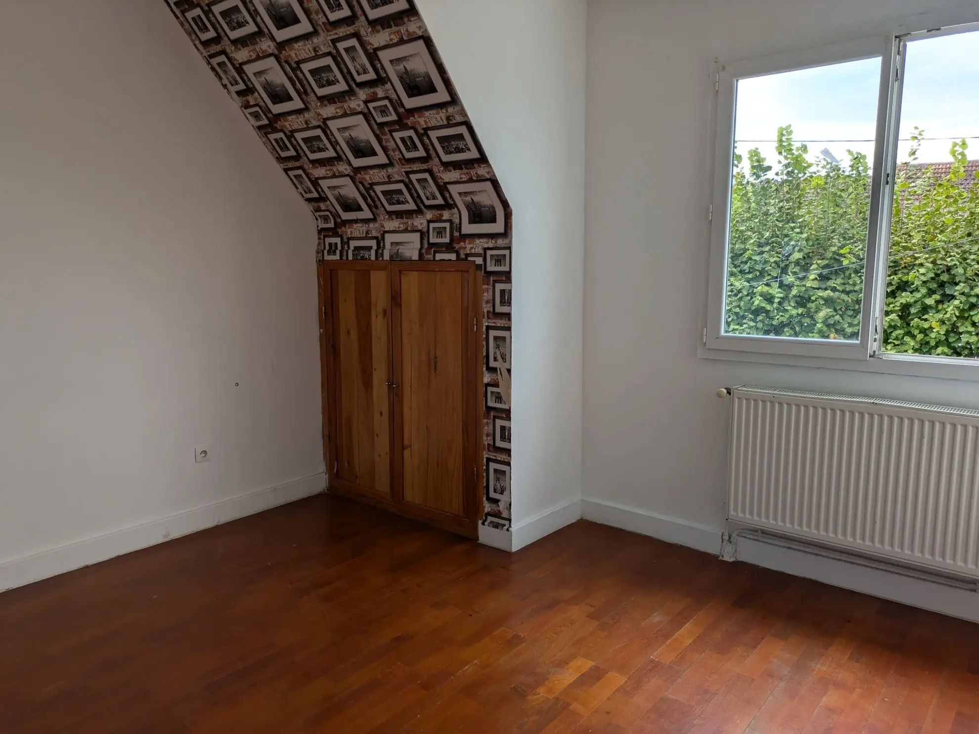 Maison Indépendante à Nevers - 5 Chambres près des Commodités 