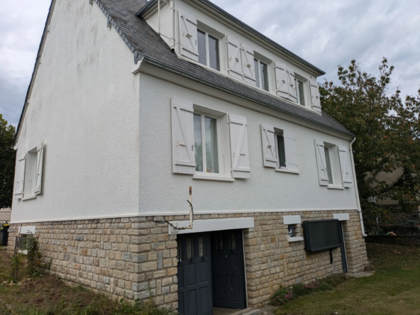 Maison Indépendante à Nevers - 5 Chambres près des Commodités 
