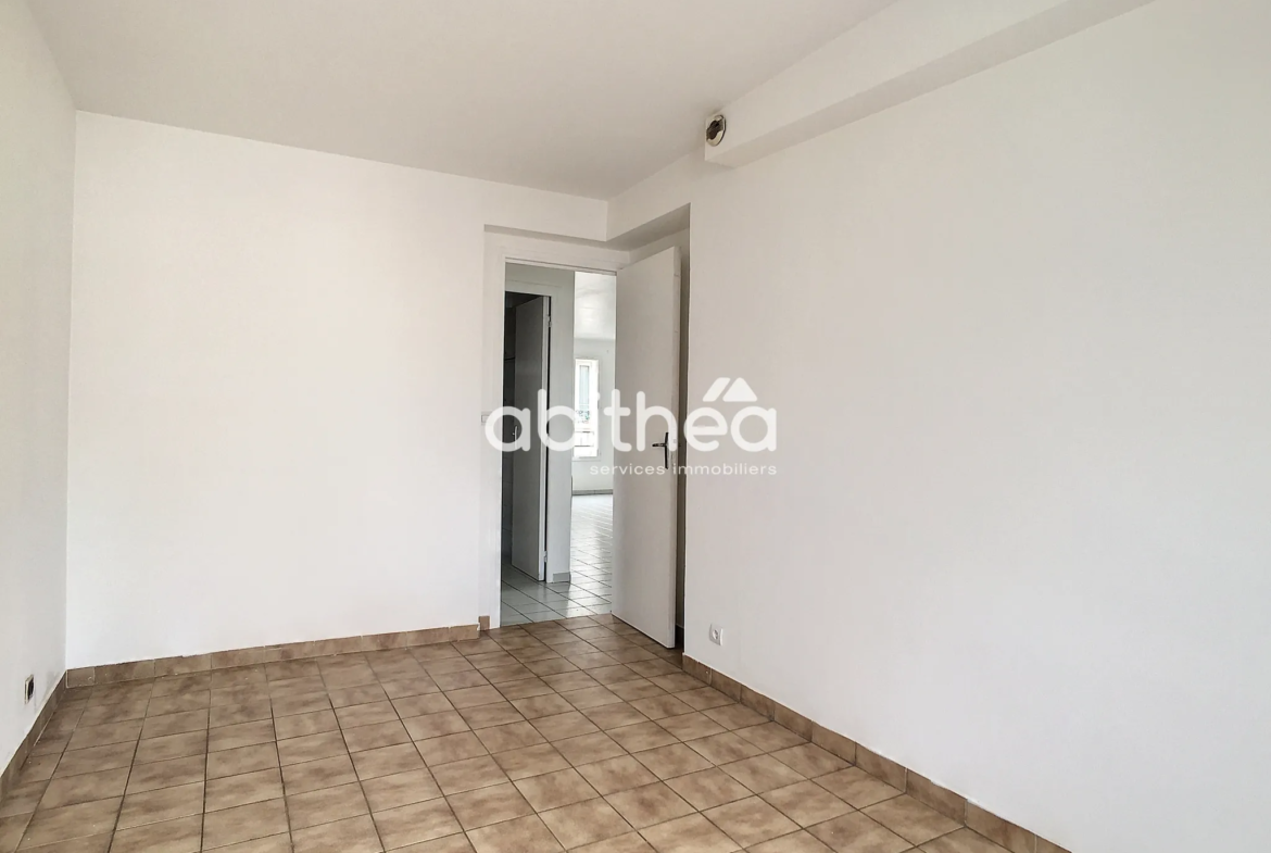 Appartement exclusif à vendre avec ascenseur à Choisy-Le-Roi 