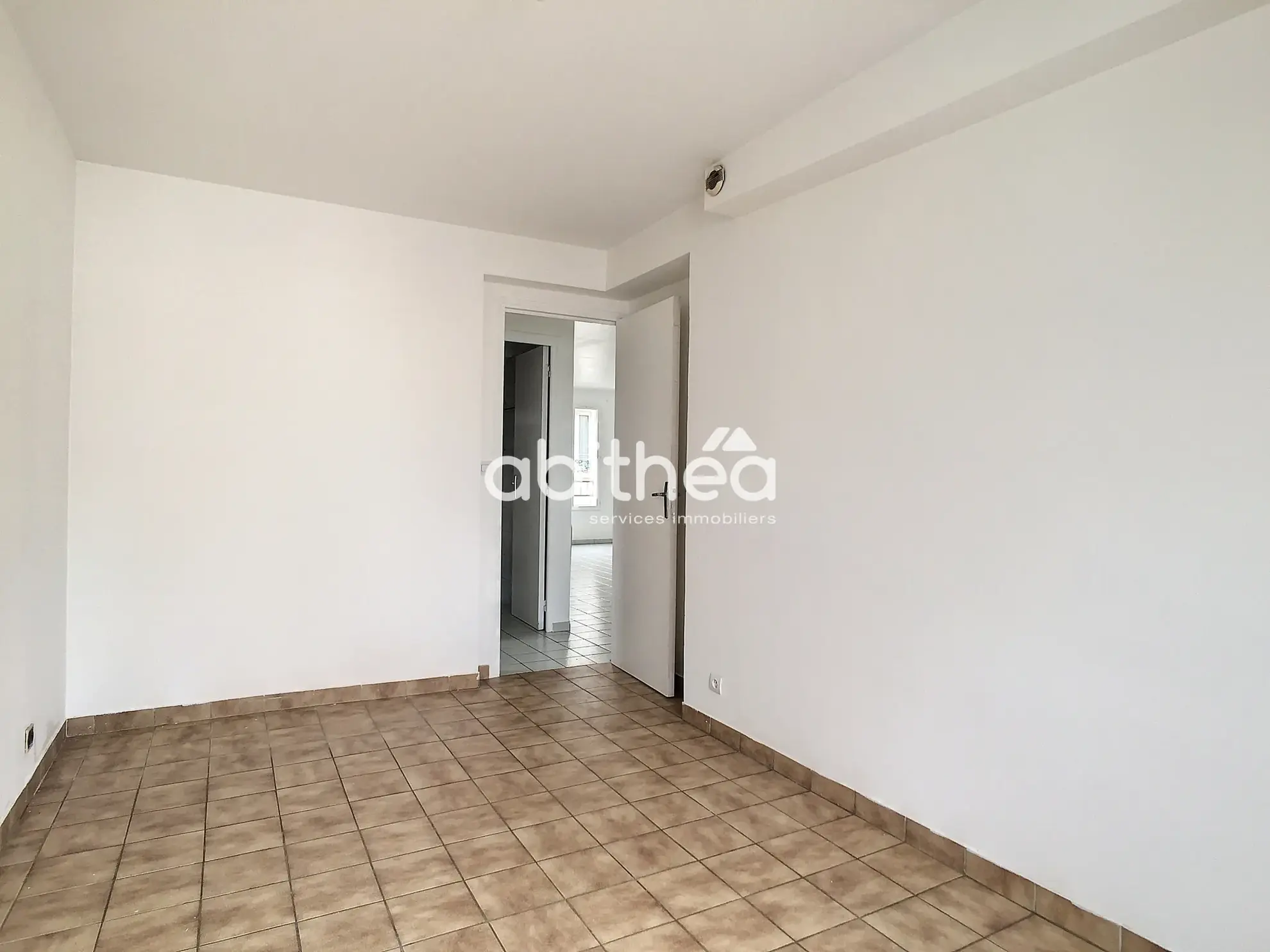 Appartement exclusif à vendre avec ascenseur à Choisy-Le-Roi 