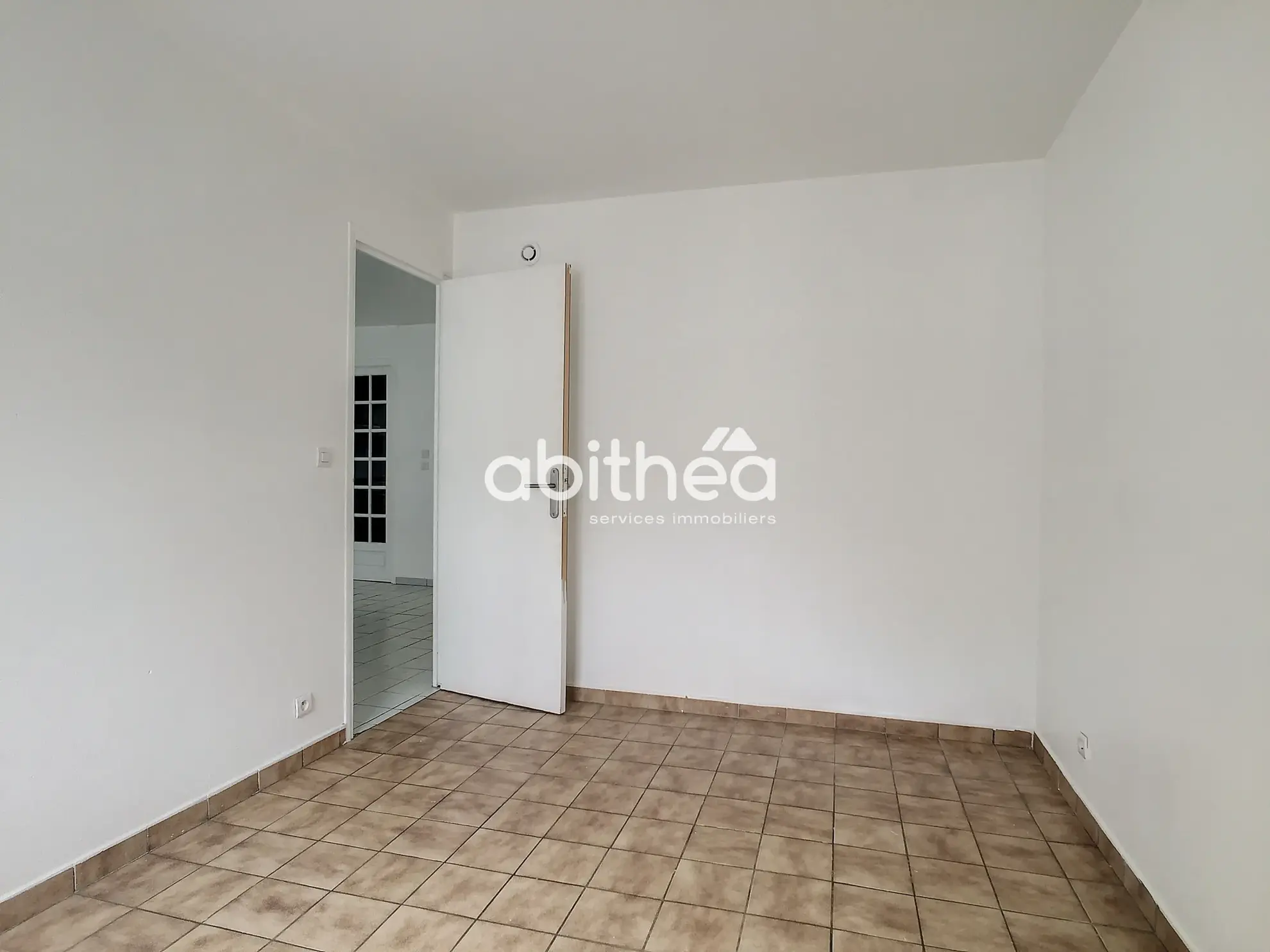 Appartement exclusif à vendre avec ascenseur à Choisy-Le-Roi 