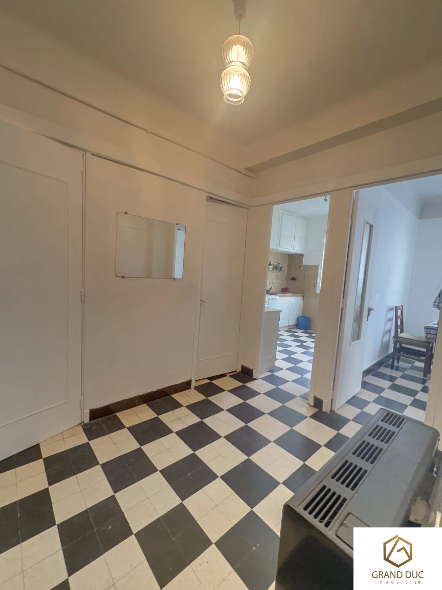 À vendre : Appartement lumineux de 60 m², 2 chambres à Marseille 13004 