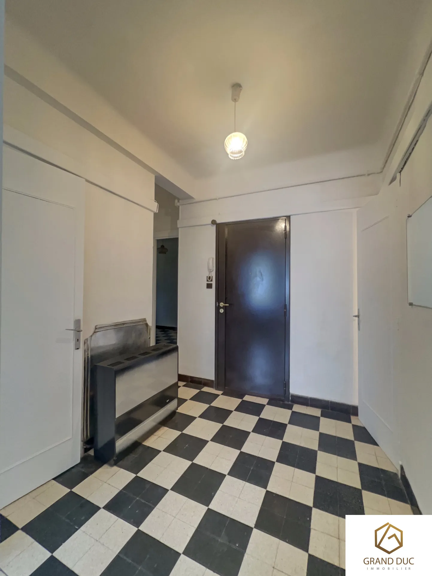 À vendre : Appartement lumineux de 60 m², 2 chambres à Marseille 13004 