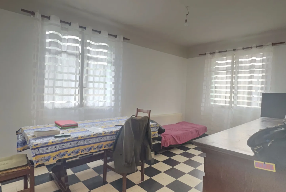 À vendre : Appartement lumineux de 60 m², 2 chambres à Marseille 13004 
