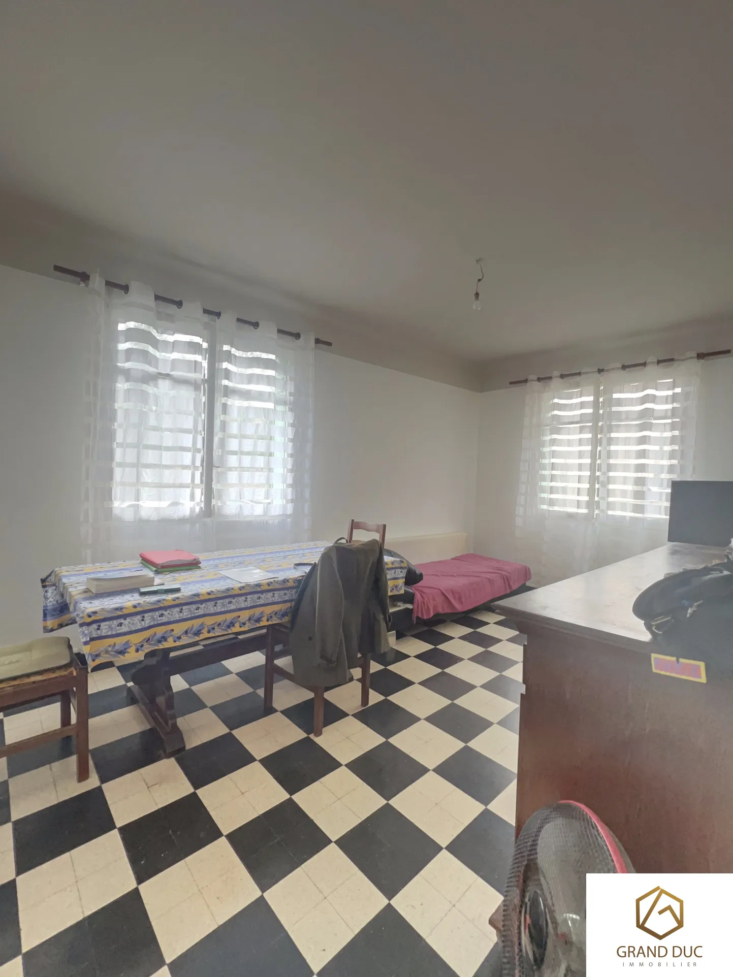 À vendre : Appartement lumineux de 60 m², 2 chambres à Marseille 13004 