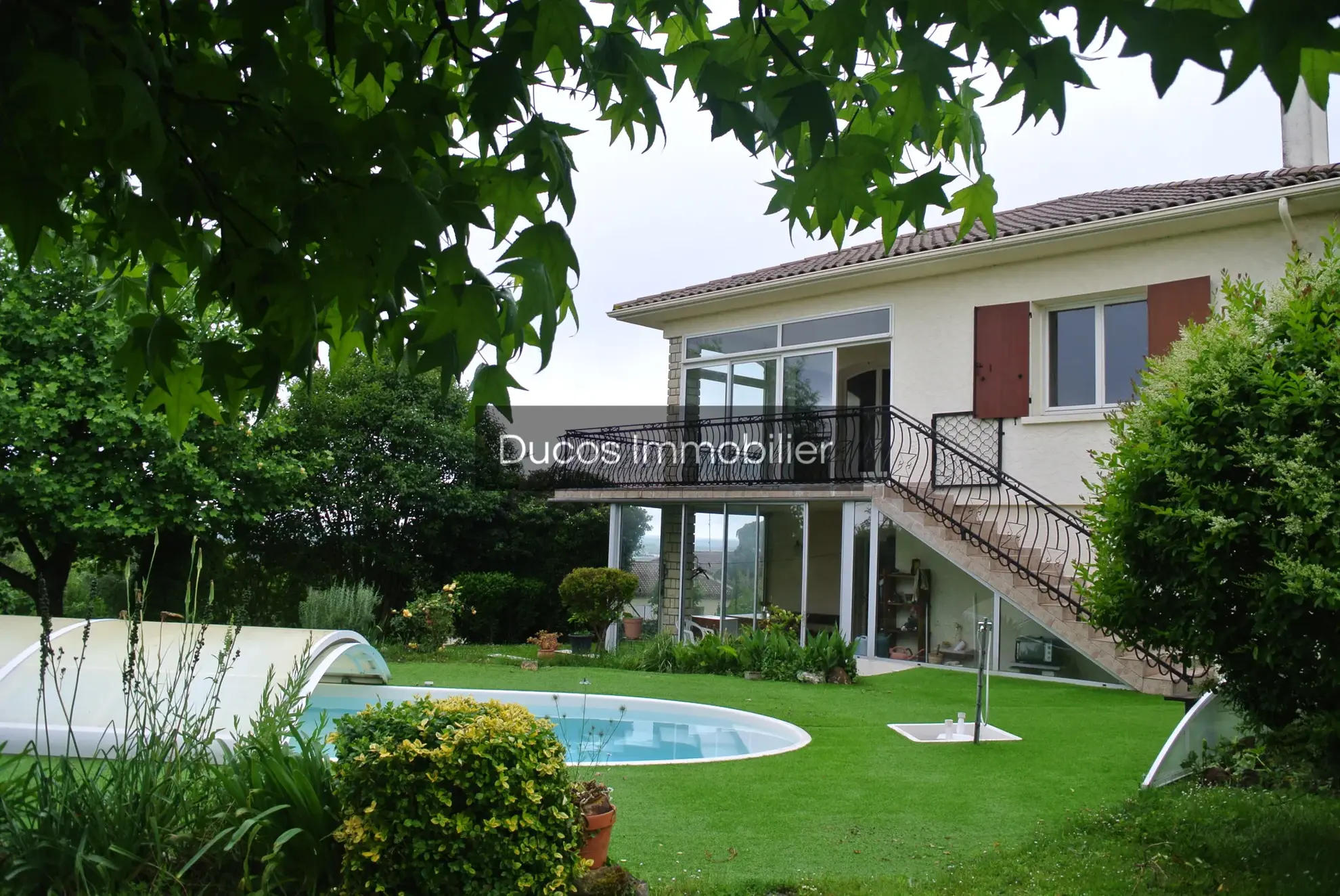 Maison spacieuse avec piscine à Beaupuy, 188 m² 