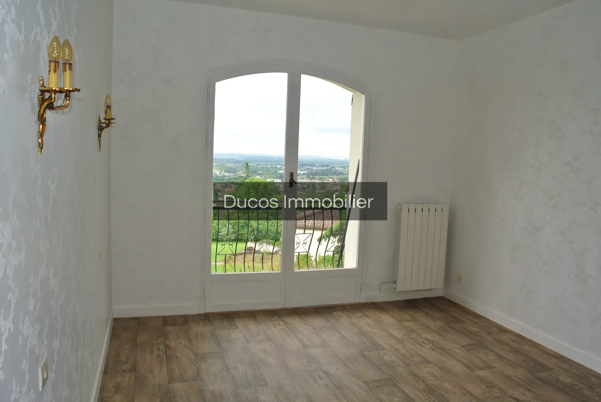 Maison spacieuse avec piscine à Beaupuy, 188 m² 