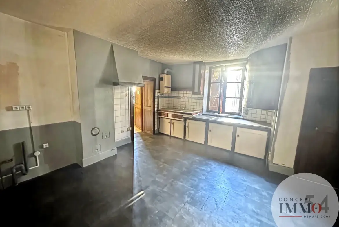 Maison de village avec potentiel à Marbache - 80 000 € 