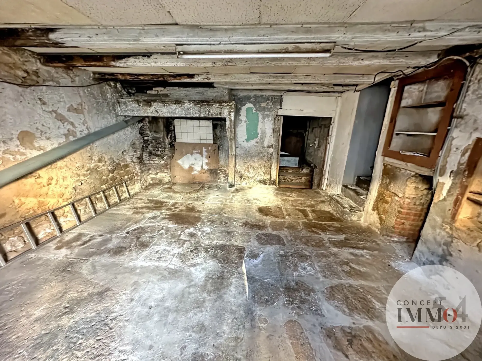 Maison de village avec potentiel à Marbache - 80 000 € 
