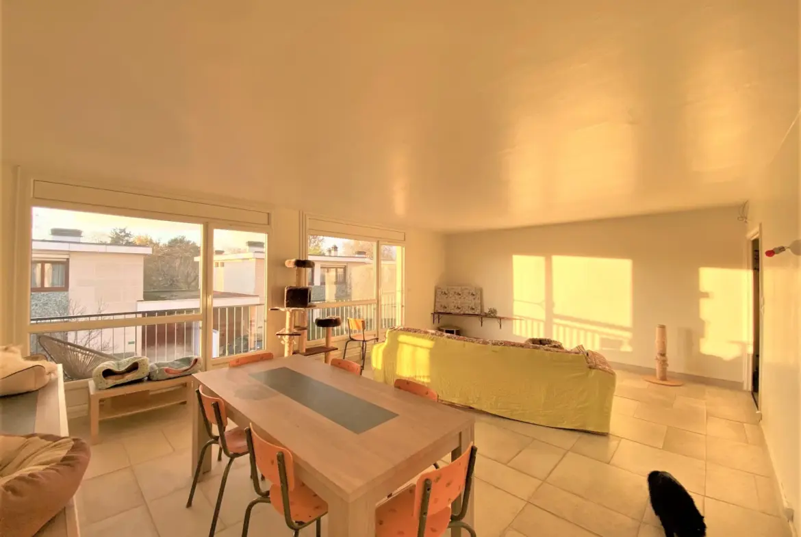 À vendre : Appartement 5 pièces à Saint-Michel-sur-Orge, Parc de Lormoy 