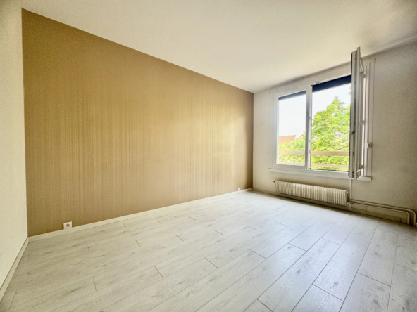 Appartement lumineux de 3 pièces à Mantes-la-Ville 
