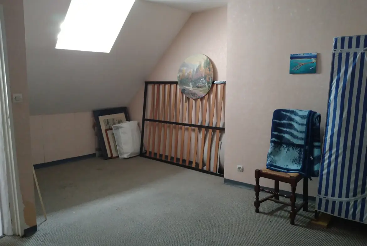 Maison de Bourg à Rénover de 124 m² à Pre en Pail 