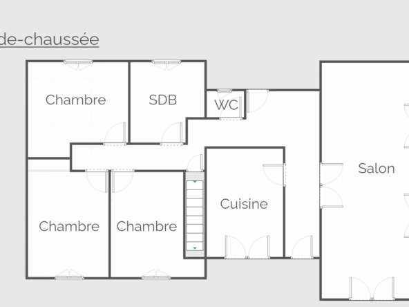 Maison à rafraîchir avec jardin de 1500 m² à Saint-Savinien 