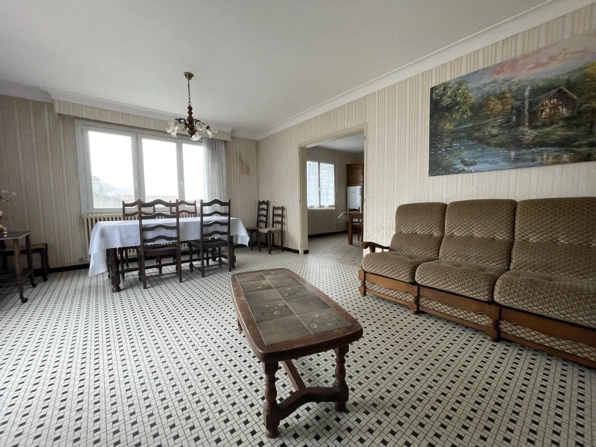 Maison spacieuse de 106 m² à Beauvoir-sur-Mer, près de la mer 