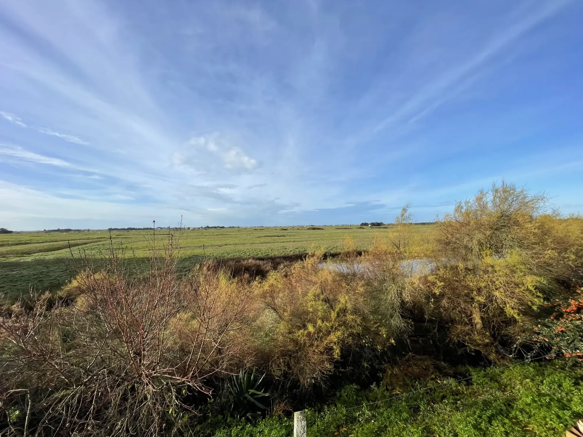 Maison spacieuse de 106 m² à Beauvoir-sur-Mer, près de la mer 